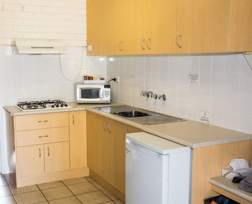 Tumut Valley Motel Pet Friendly Dış mekan fotoğraf